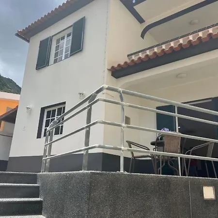 Vivenda Da *