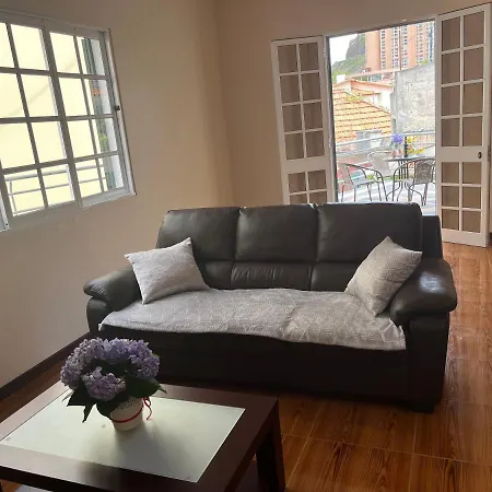 Vivenda Da Tatil Evi